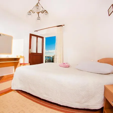 Pensión Tri Sestre 3*